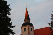 Baznīcas tornis ar gaili