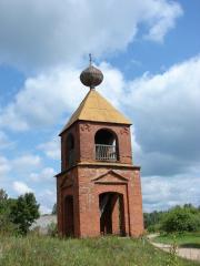 Bļižņevas vecticībnieku baznīcas zvanu tornis