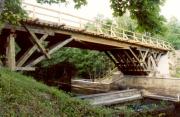 Koka tilts Labragā