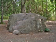 Ледургский вековой камень