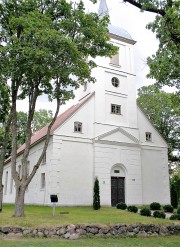 Lazdonas luterāņu baznīca
