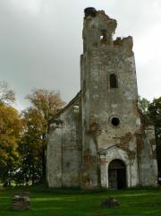 Salgales baznīcas drupas 